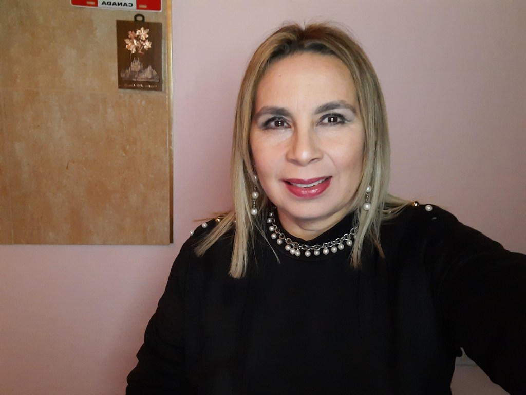 BIOGRAFÍA DEL AUTOR